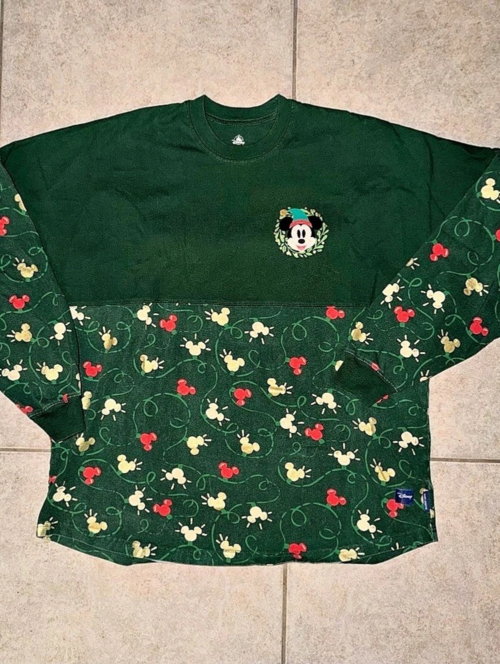 Disney Mickey Mouse Christmas Spirit Jersey size large unisex